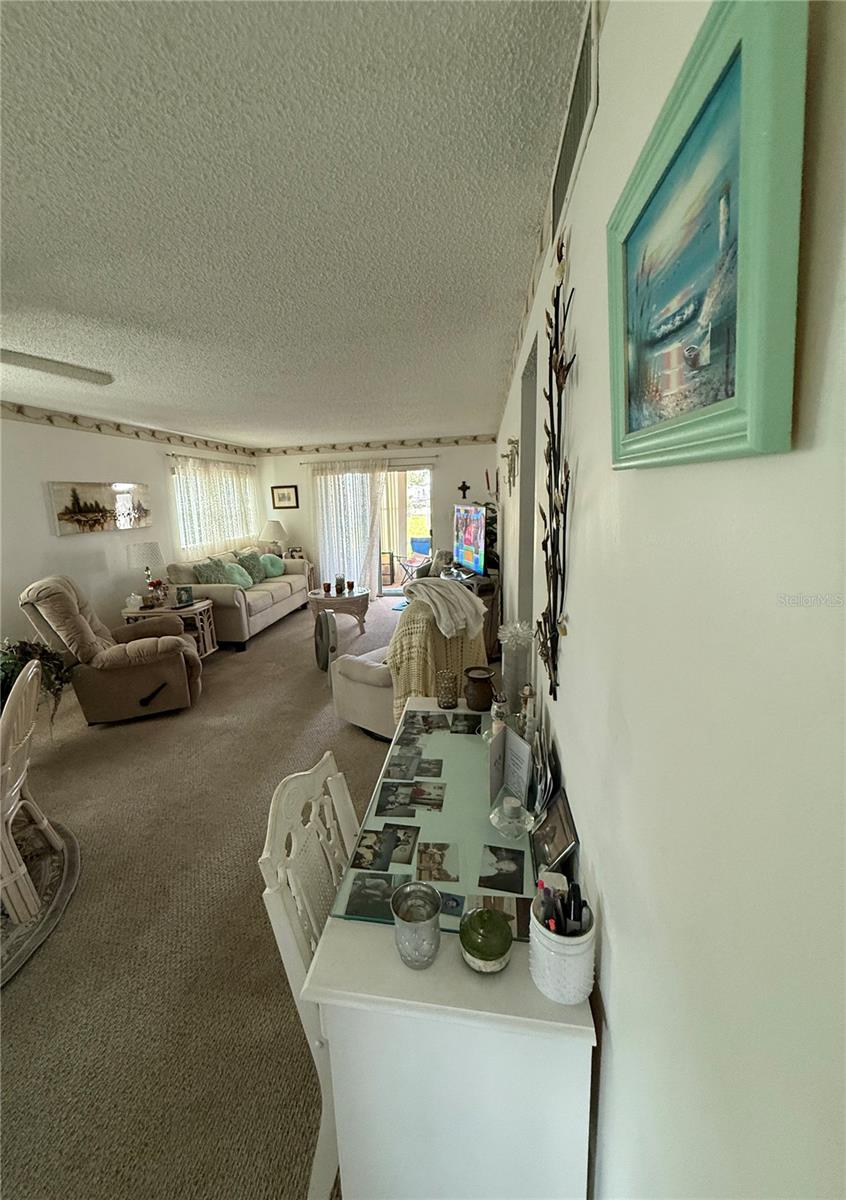 Image 6 of 12 For 102 47th Avenue Drive W 136