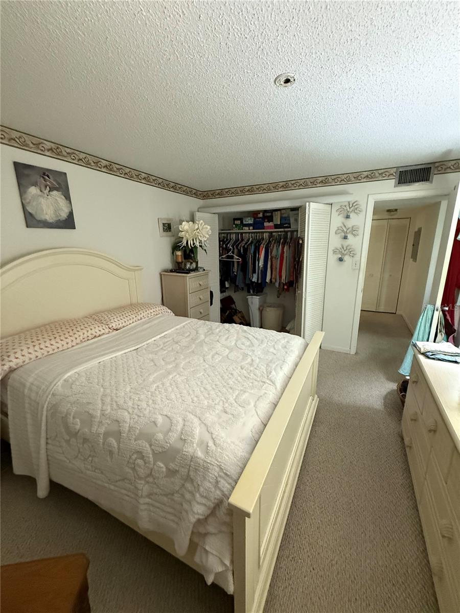 Image 8 of 12 For 102 47th Avenue Drive W 136