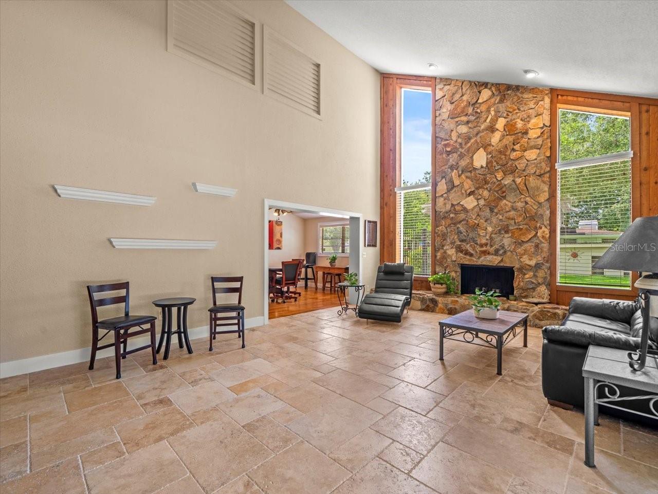 Image 10 of 39 For 4118 Carrollwood Village Drive