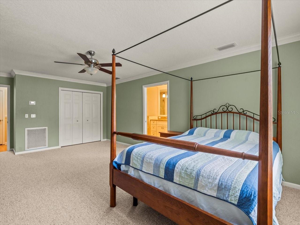 Image 21 of 39 For 4118 Carrollwood Village Drive