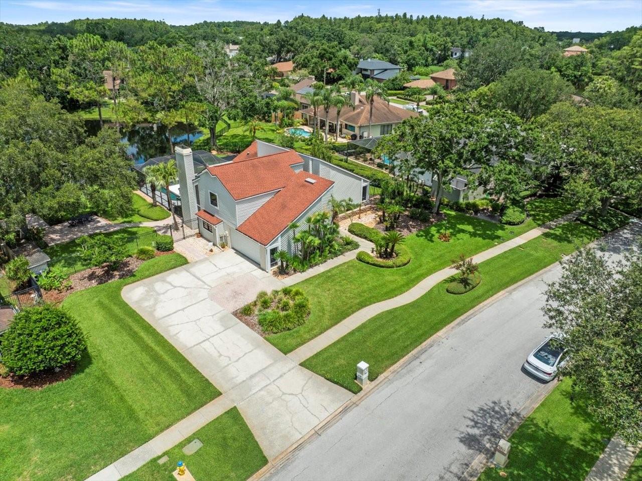 Image 37 of 39 For 4118 Carrollwood Village Drive