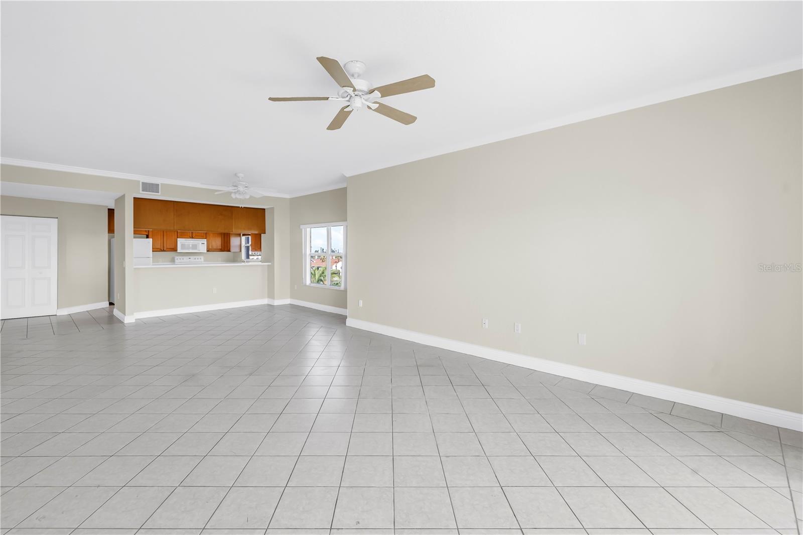 Image 12 of 63 For 423 150th Avenue 1501