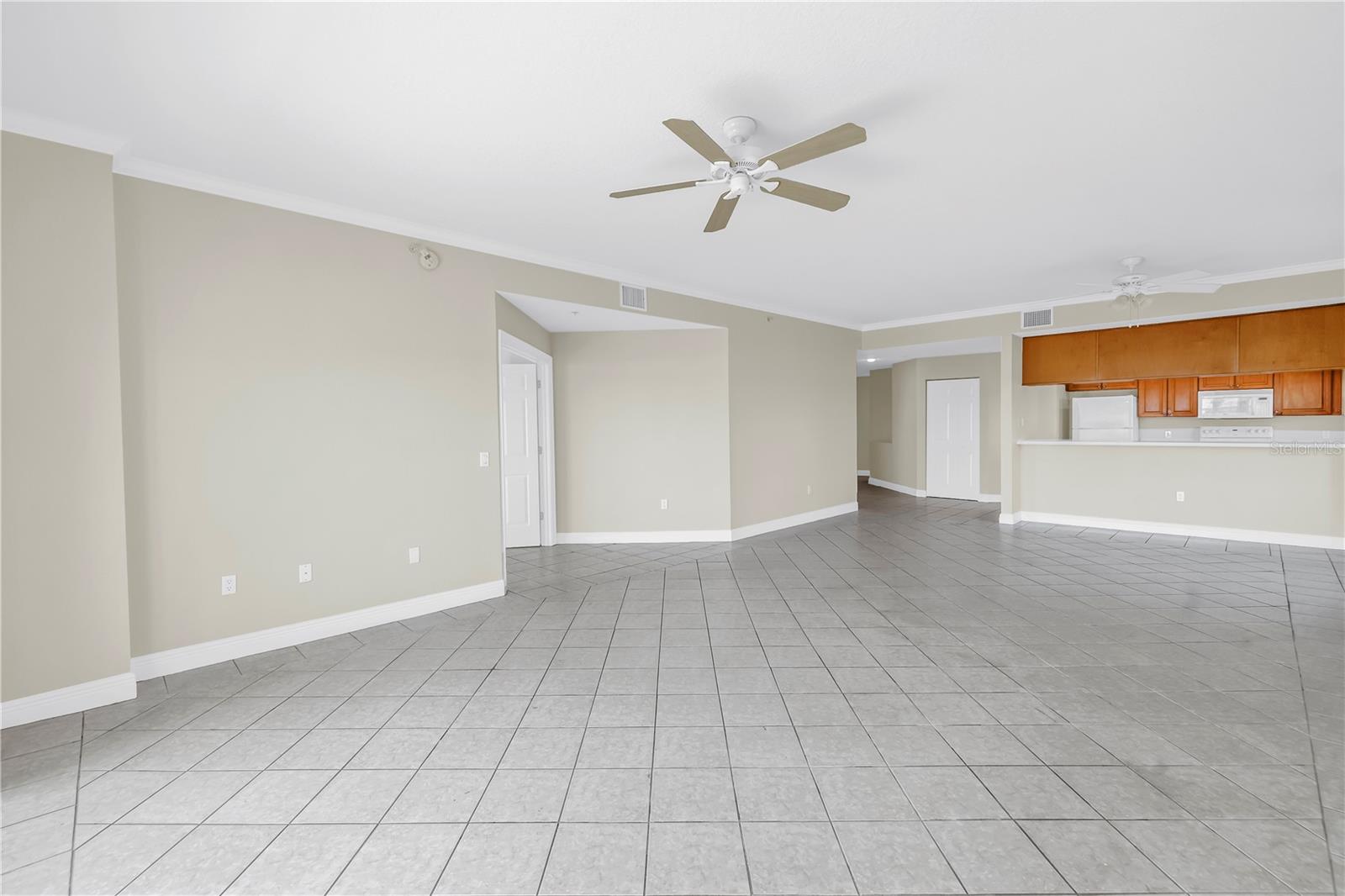 Image 17 of 63 For 423 150th Avenue 1501
