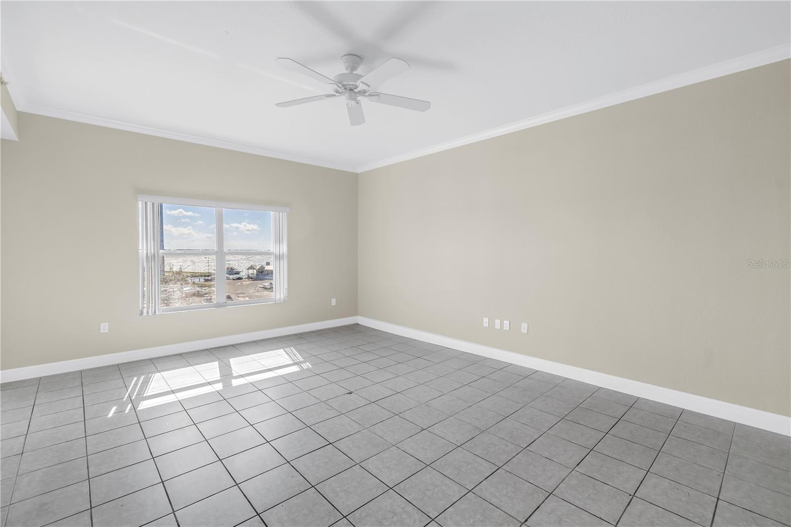 Image 18 of 63 For 423 150th Avenue 1501