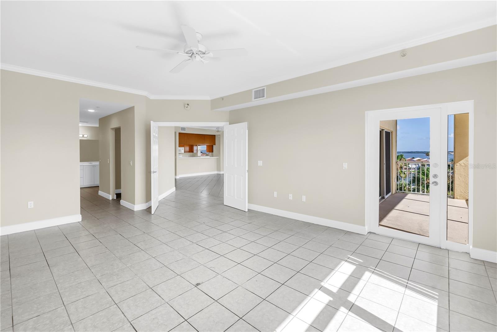 Image 20 of 63 For 423 150th Avenue 1501