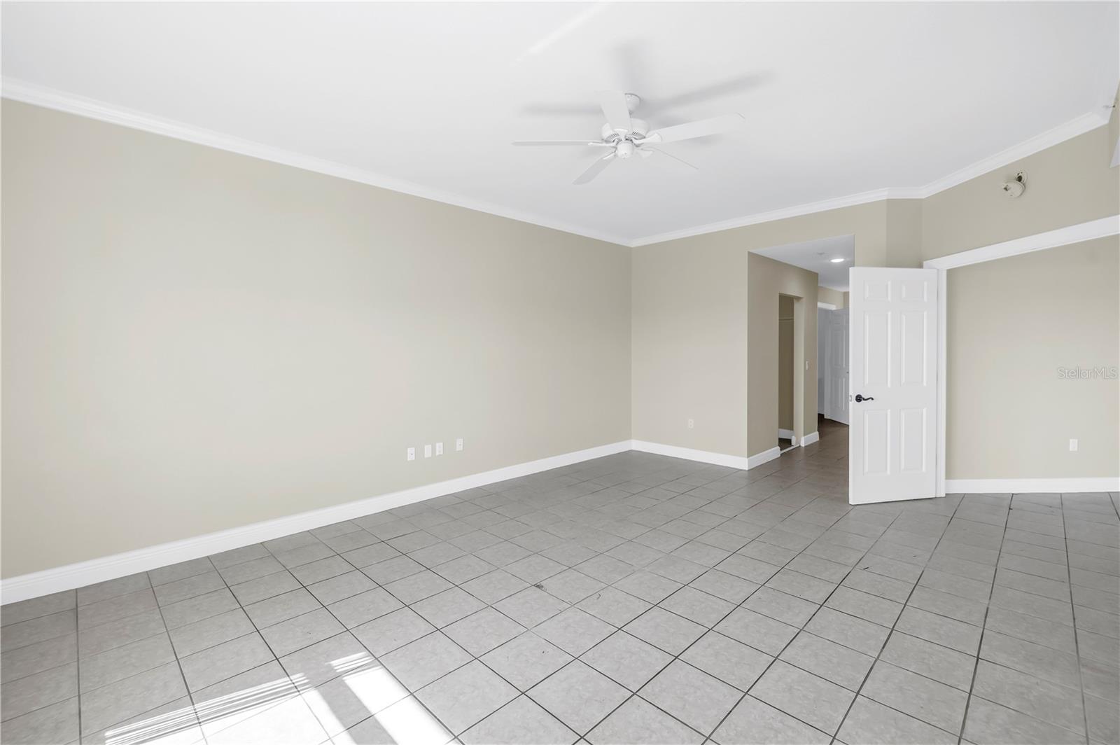Image 21 of 63 For 423 150th Avenue 1501