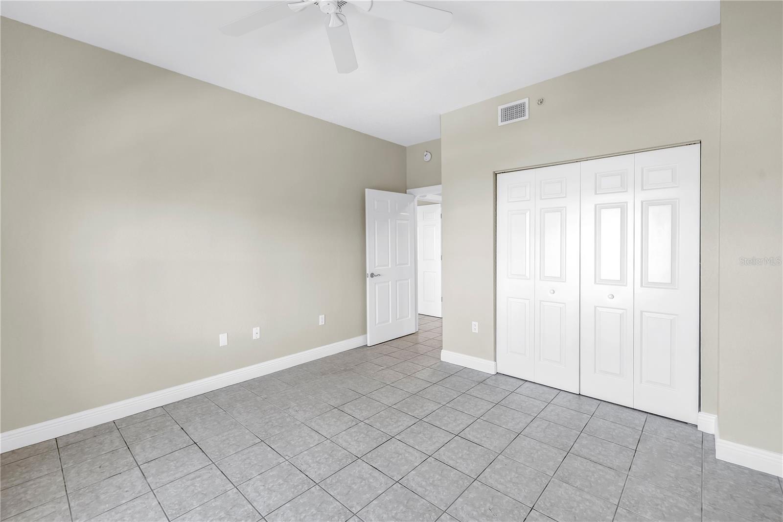 Image 27 of 63 For 423 150th Avenue 1501