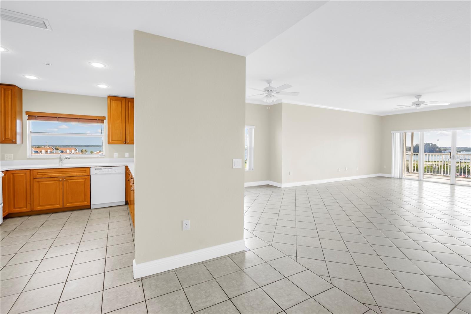 Image 29 of 63 For 423 150th Avenue 1501