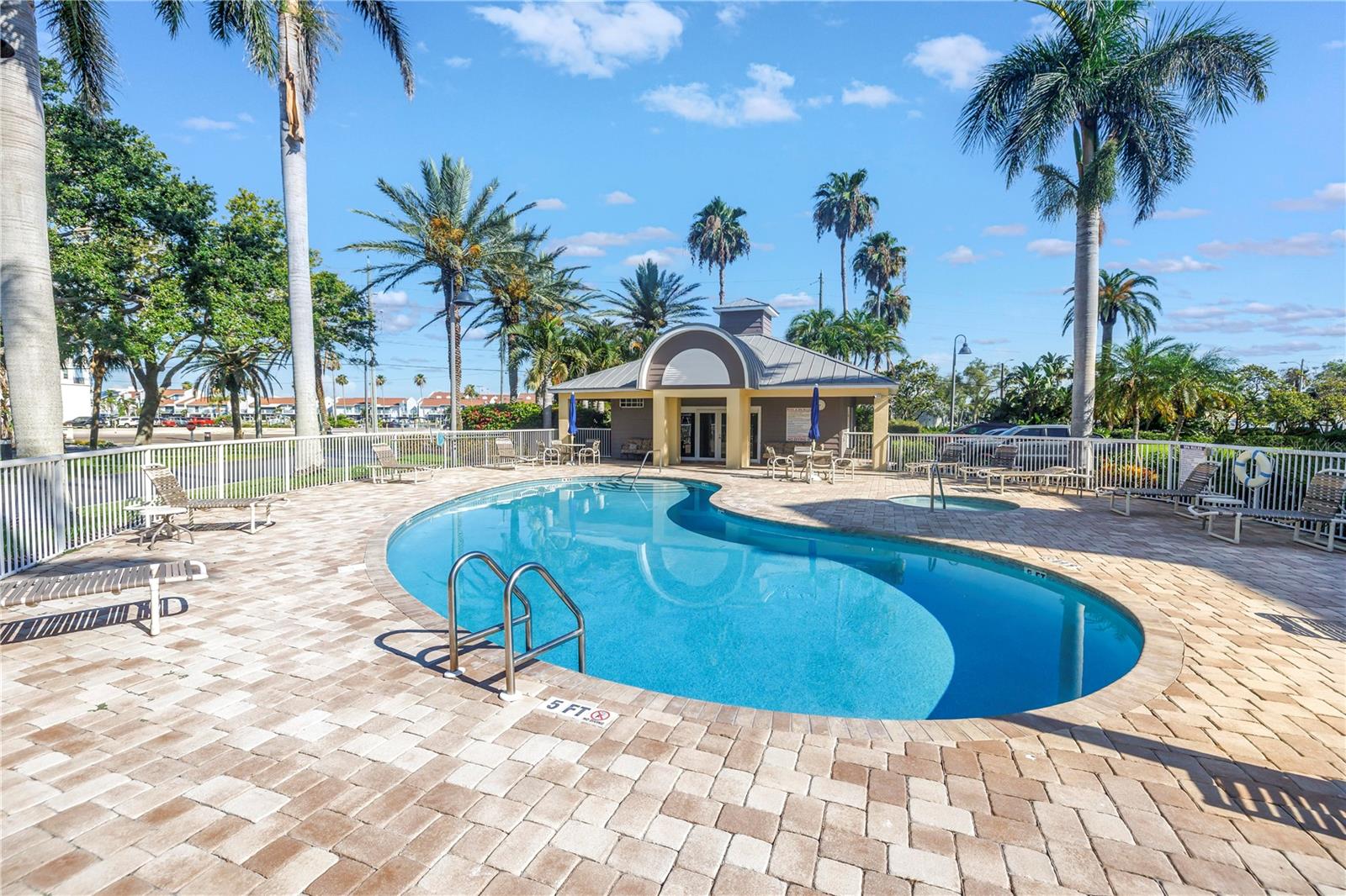 Image 4 of 63 For 423 150th Avenue 1501