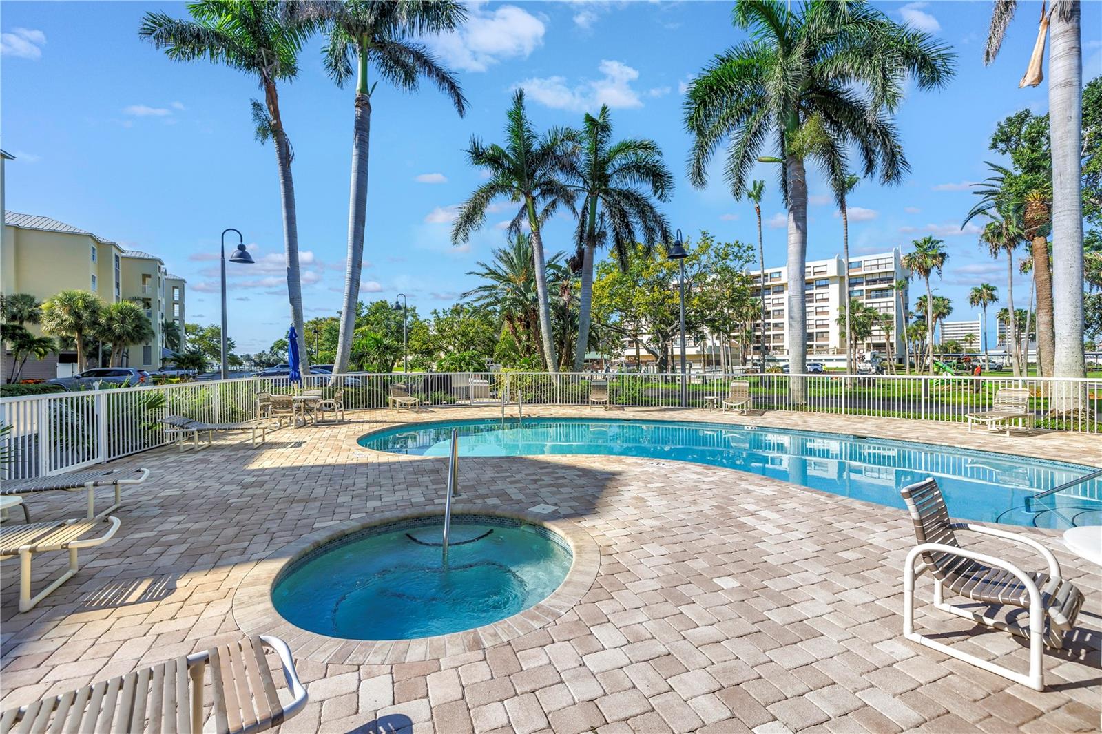Image 6 of 63 For 423 150th Avenue 1501