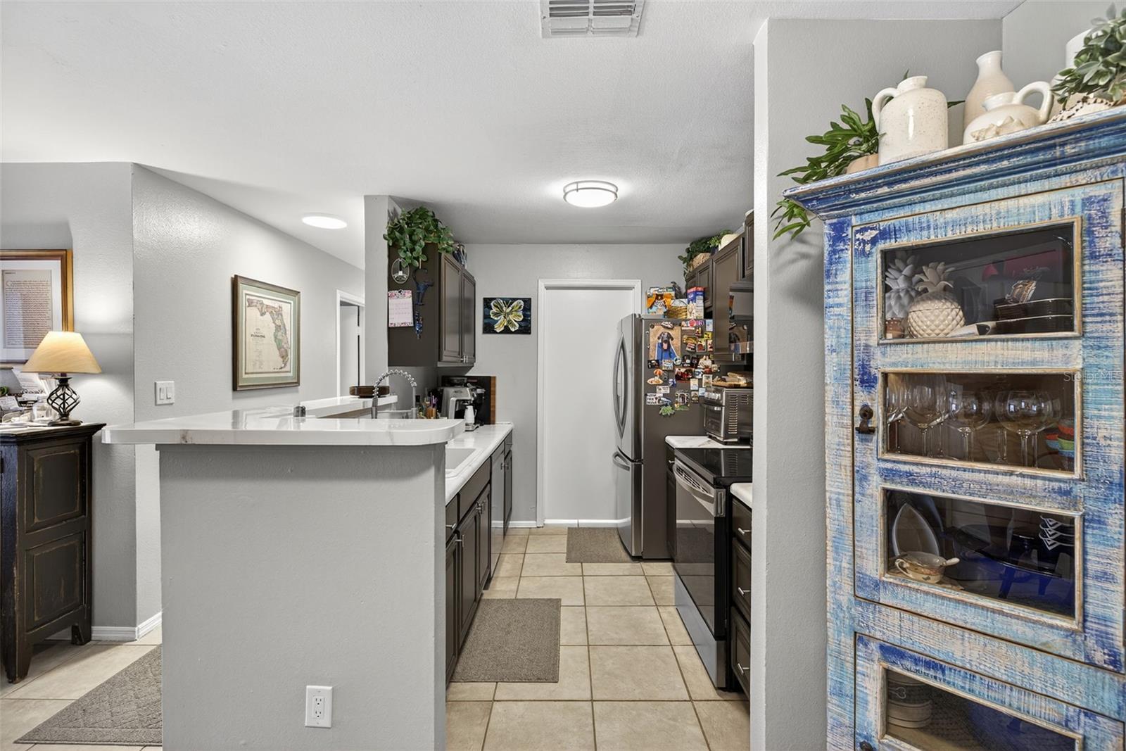 Image 10 of 26 For 1400 Gandy Boulevard N 809
