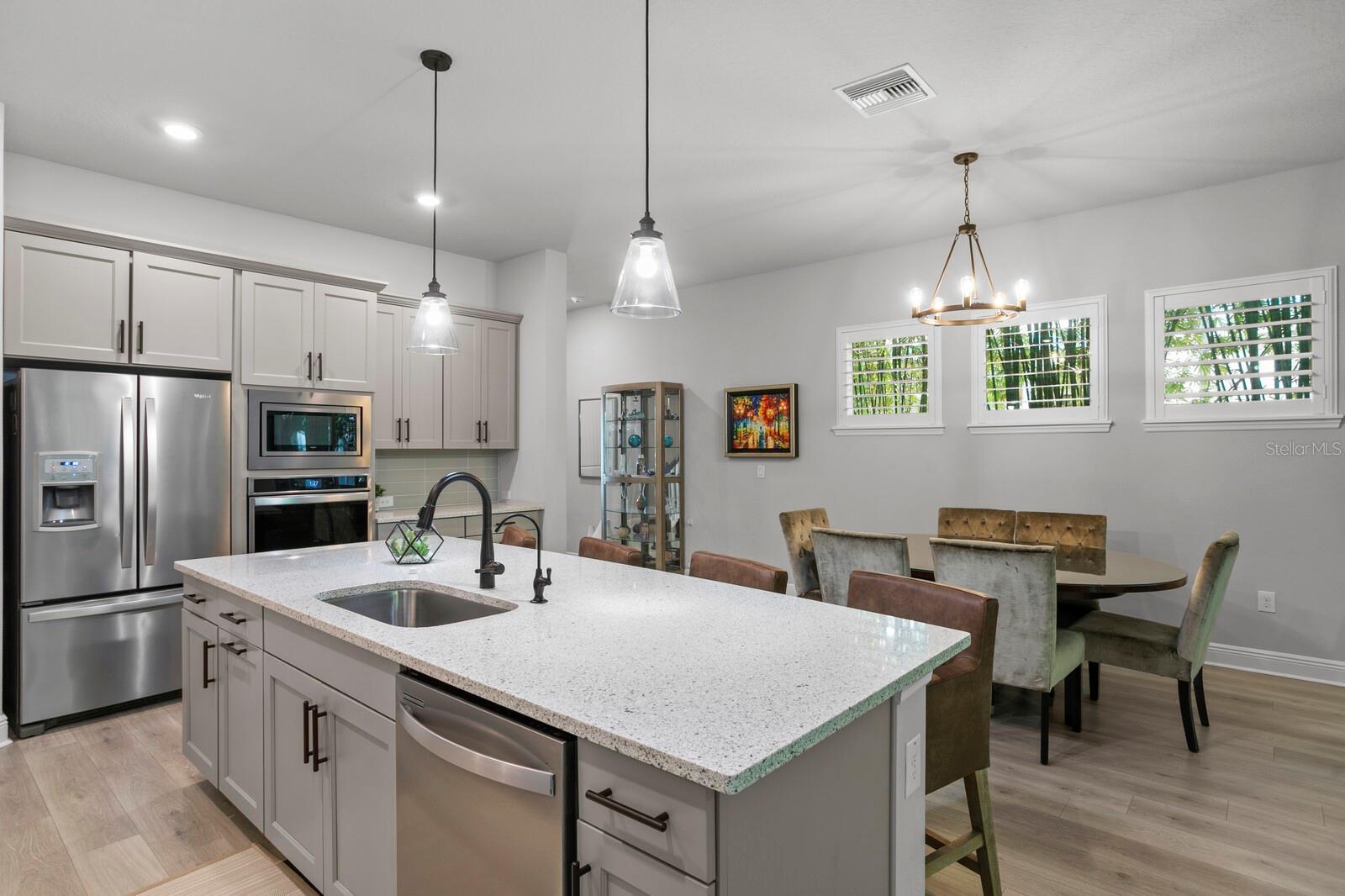 Listing photo id 17 for 408 Matanzas Avenue 1