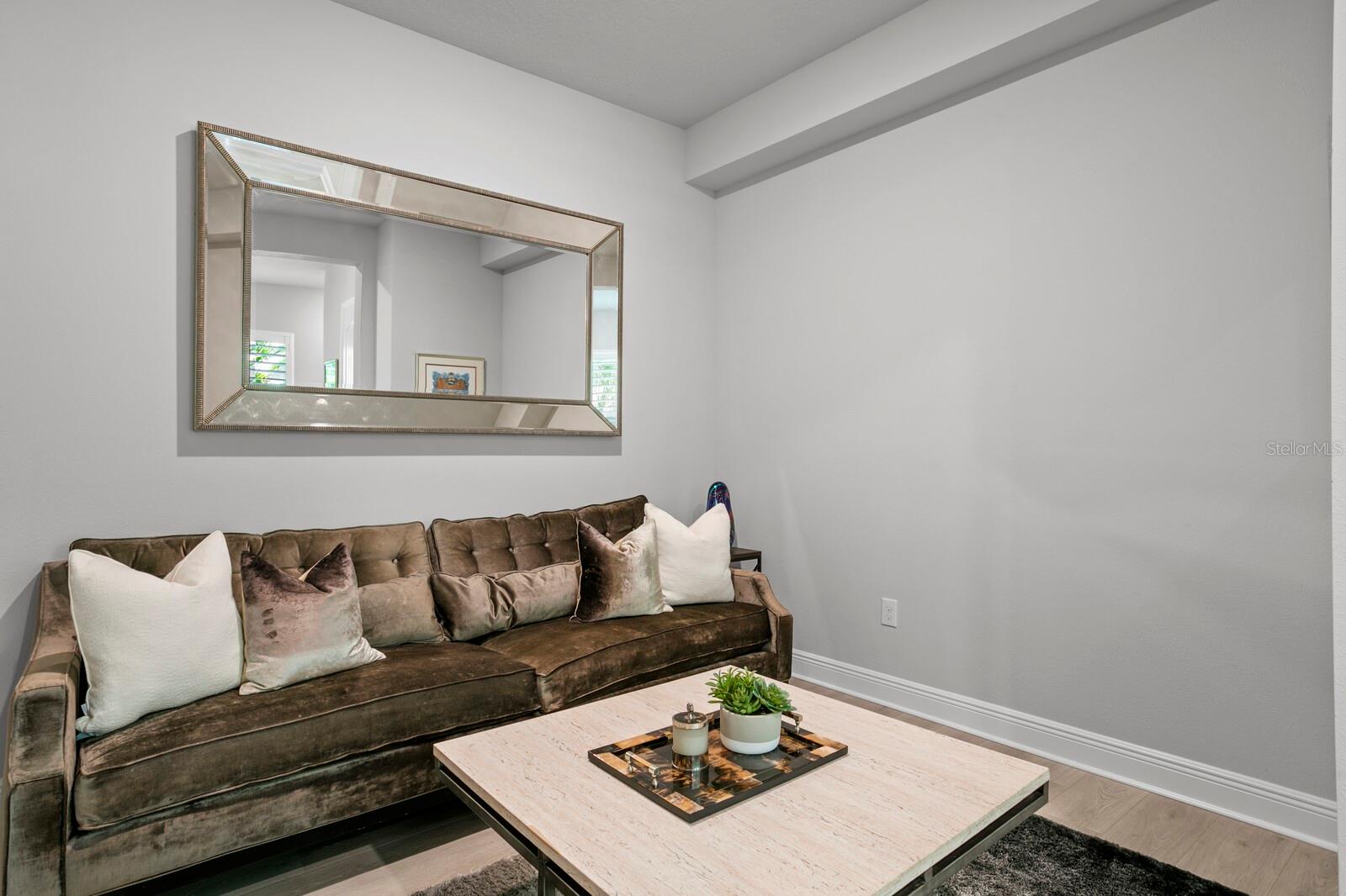 Listing photo id 7 for 408 Matanzas Avenue 1