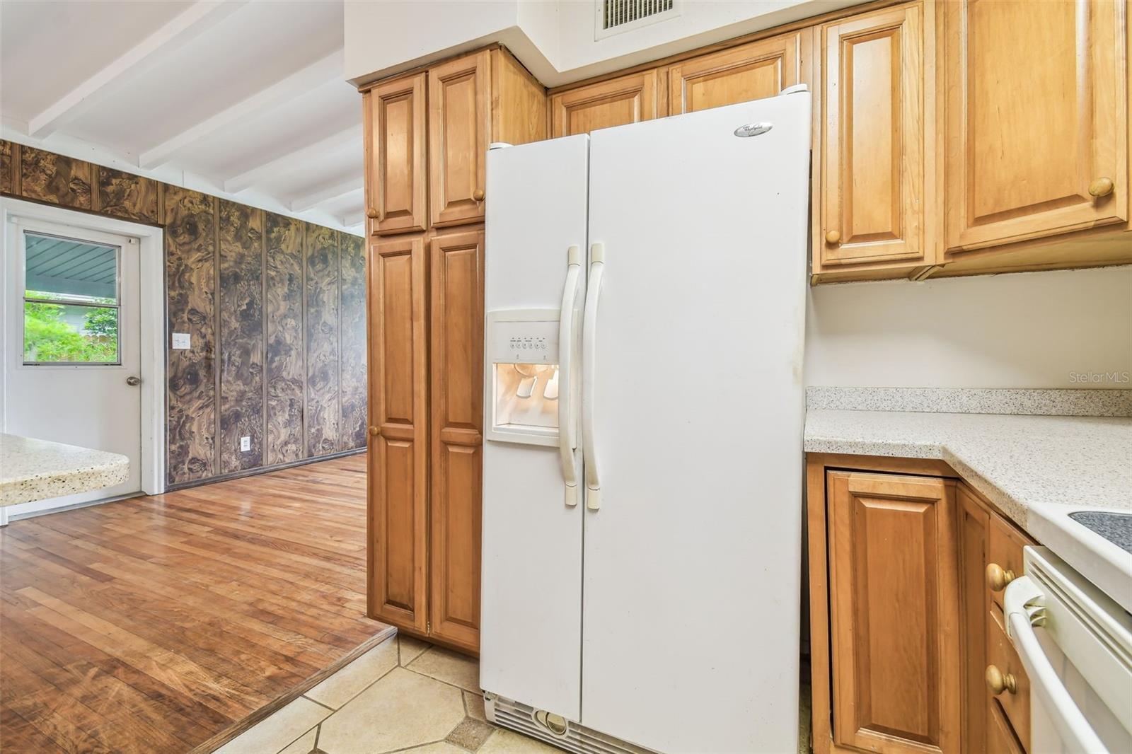 Image 16 of 69 For 1402 Mimosa Drive