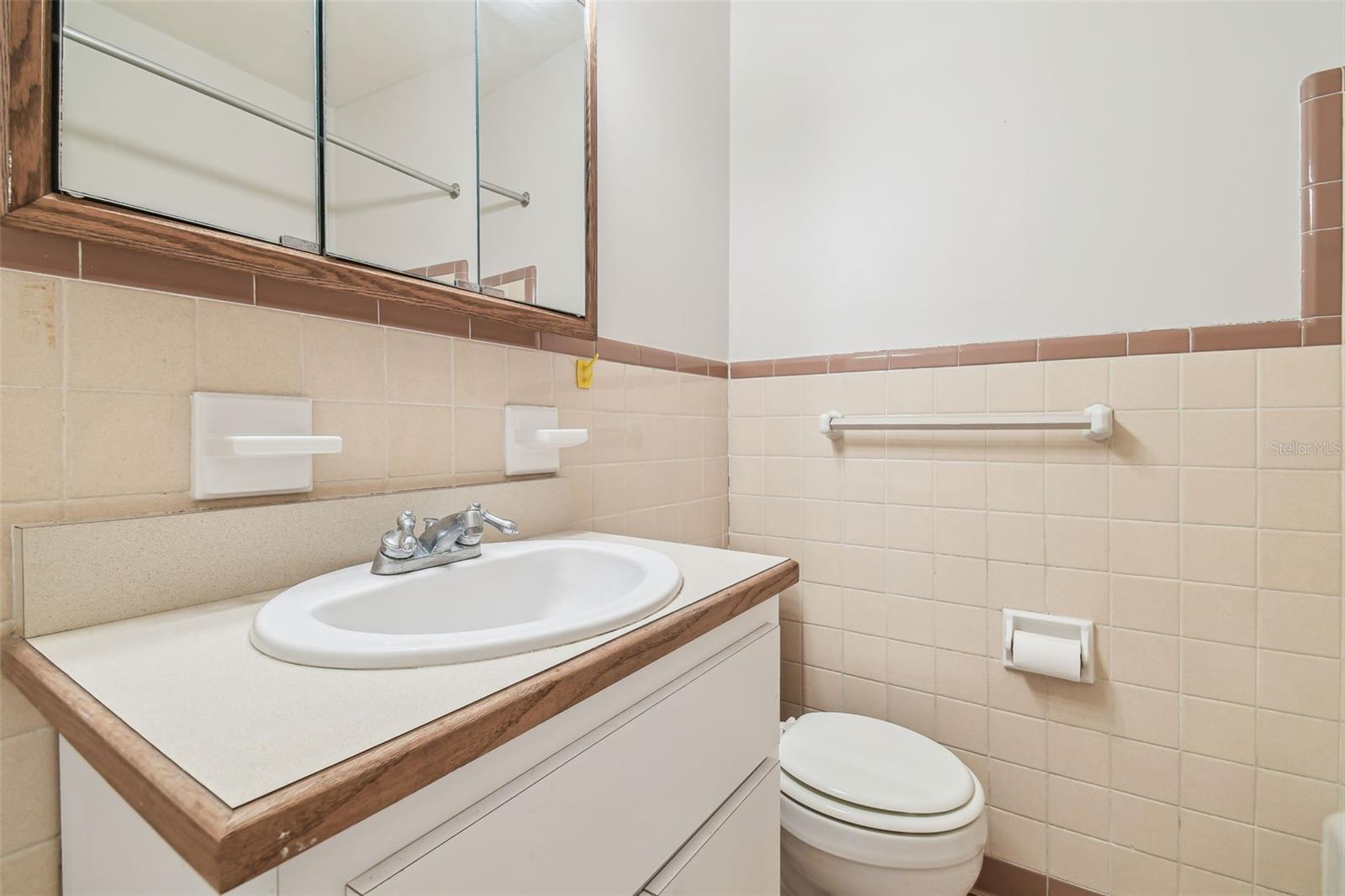 Image 30 of 69 For 1402 Mimosa Drive