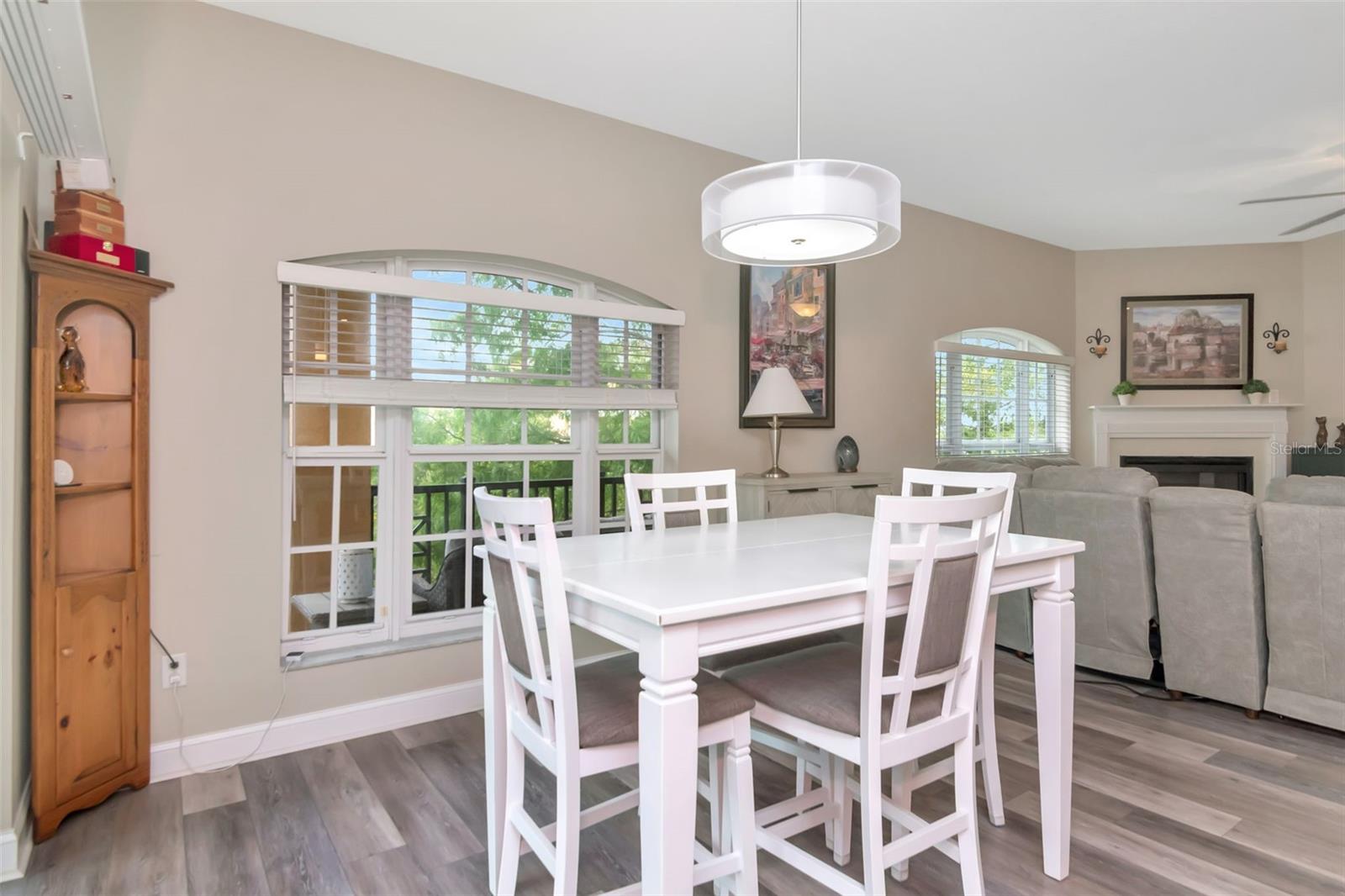 Image 21 of 82 For 6513 Sand Shore Lane