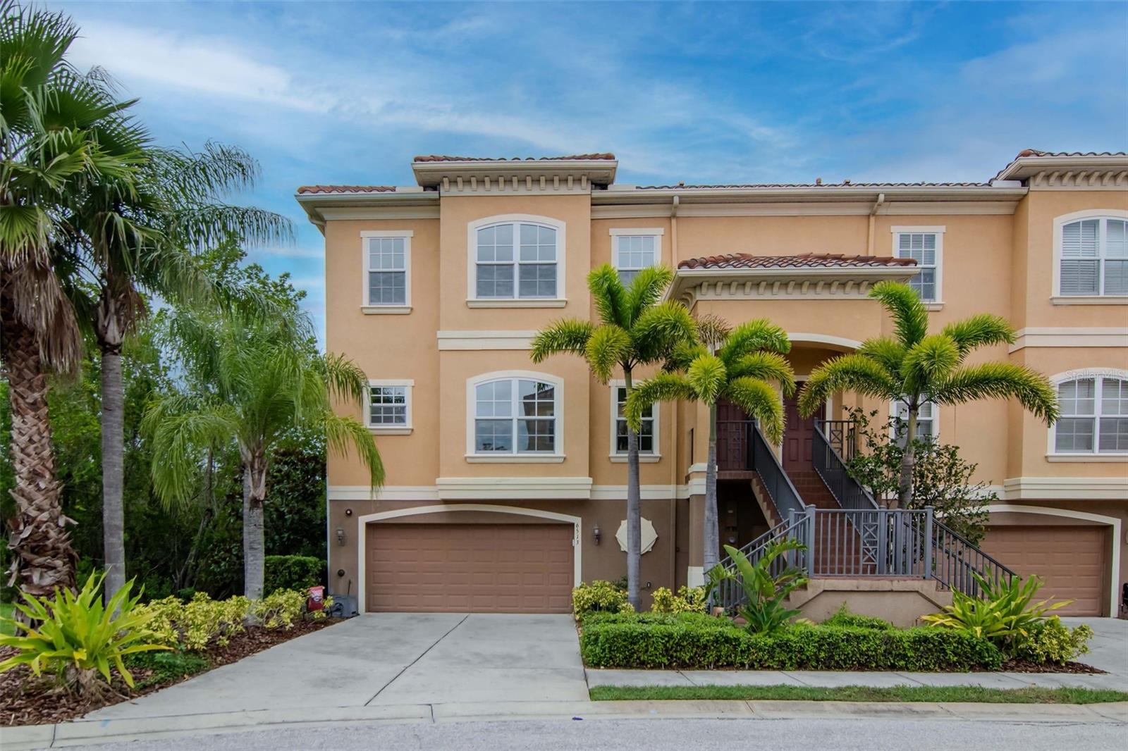 Image 4 of 82 For 6513 Sand Shore Lane