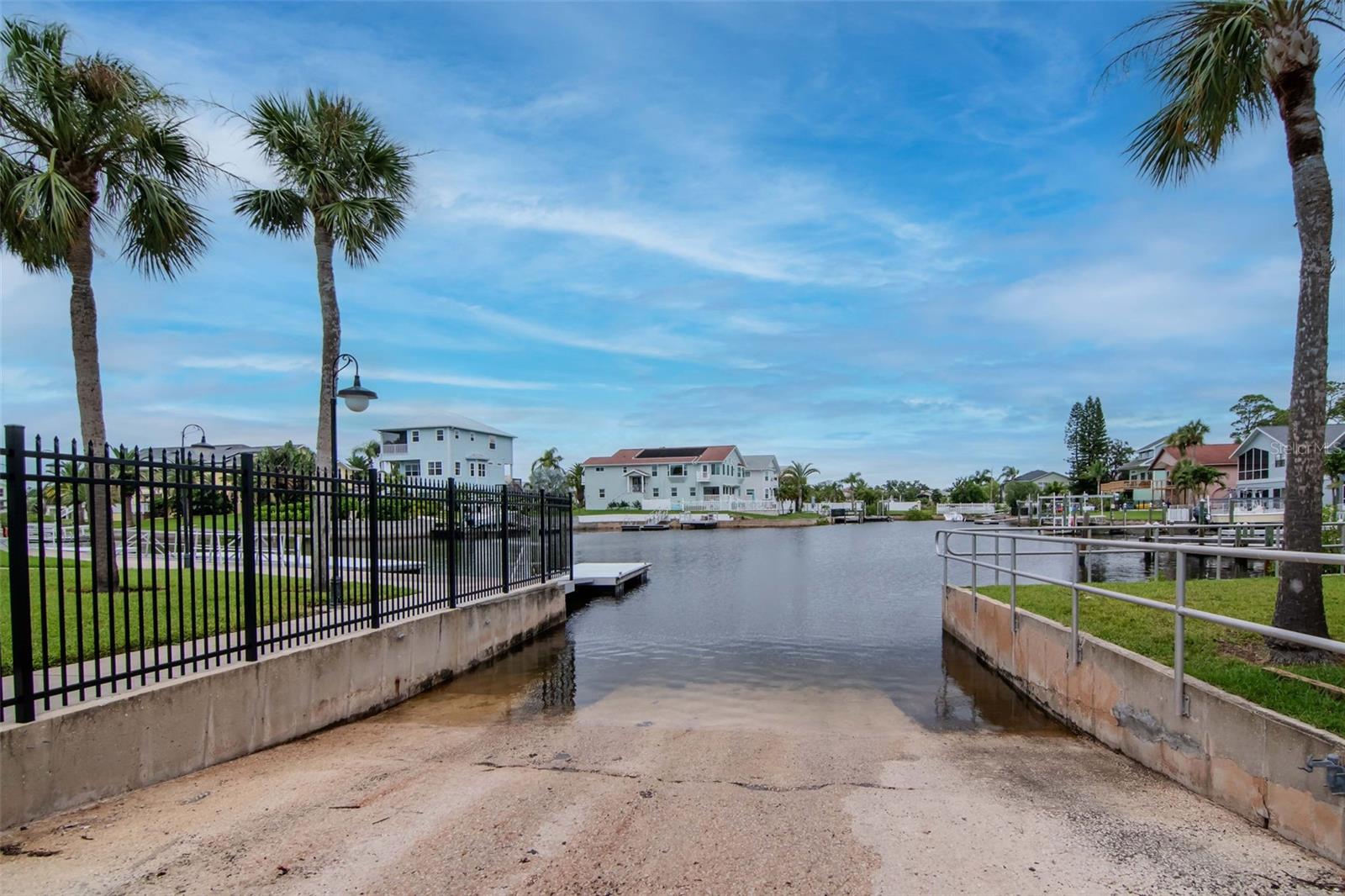 Image 64 of 82 For 6513 Sand Shore Lane