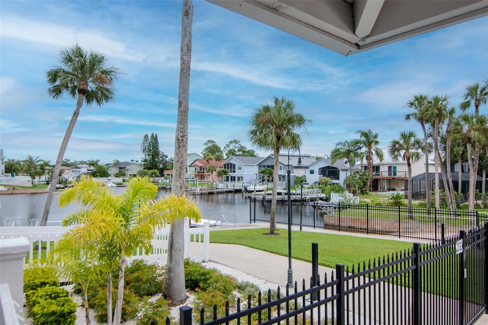 Image 69 of 82 For 6513 Sand Shore Lane