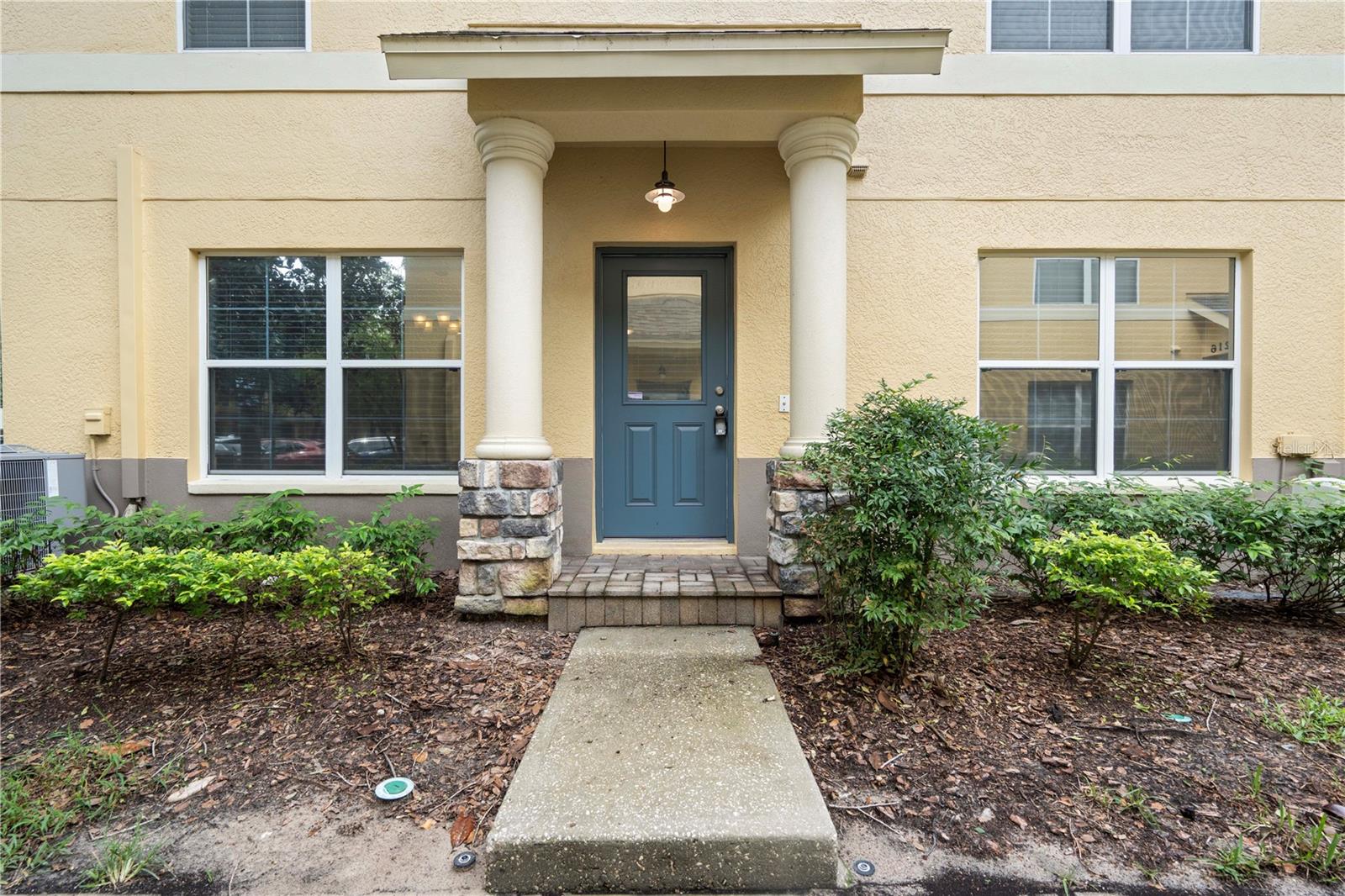 Details for 212 Draw Bridge Lane, VALRICO, FL 33594