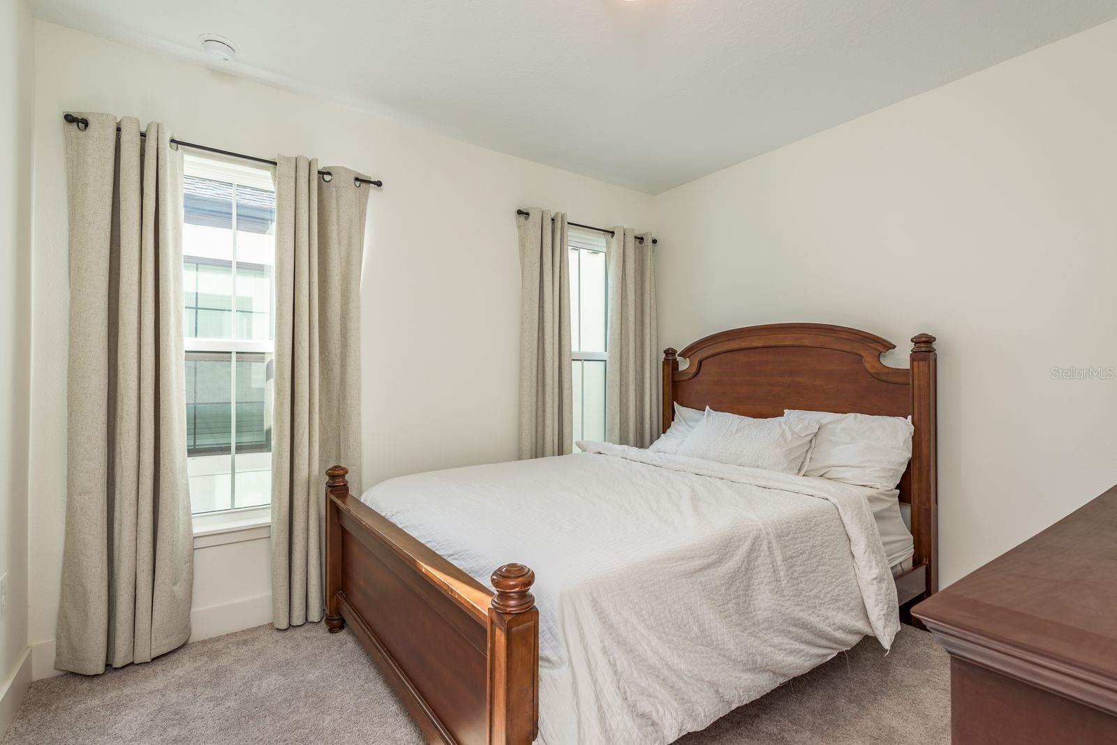 Image 29 of 38 For 2604 Clark Street 2