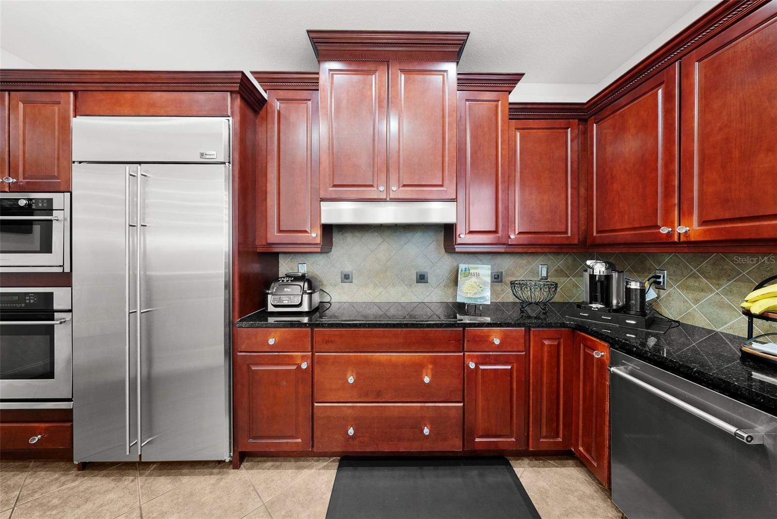 Image 10 of 46 For 6 Academy Way S 221