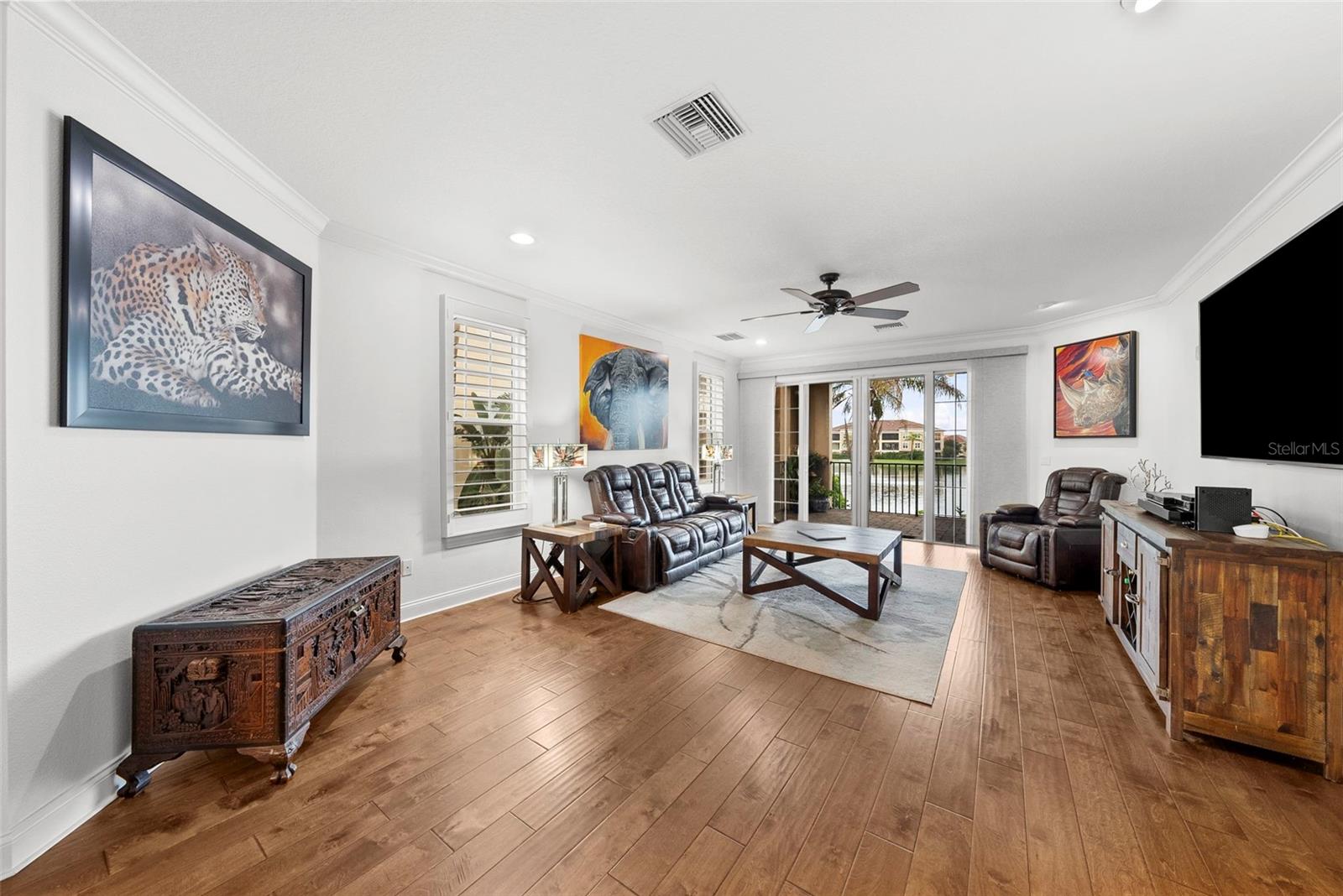 Image 17 of 46 For 6 Academy Way S 221