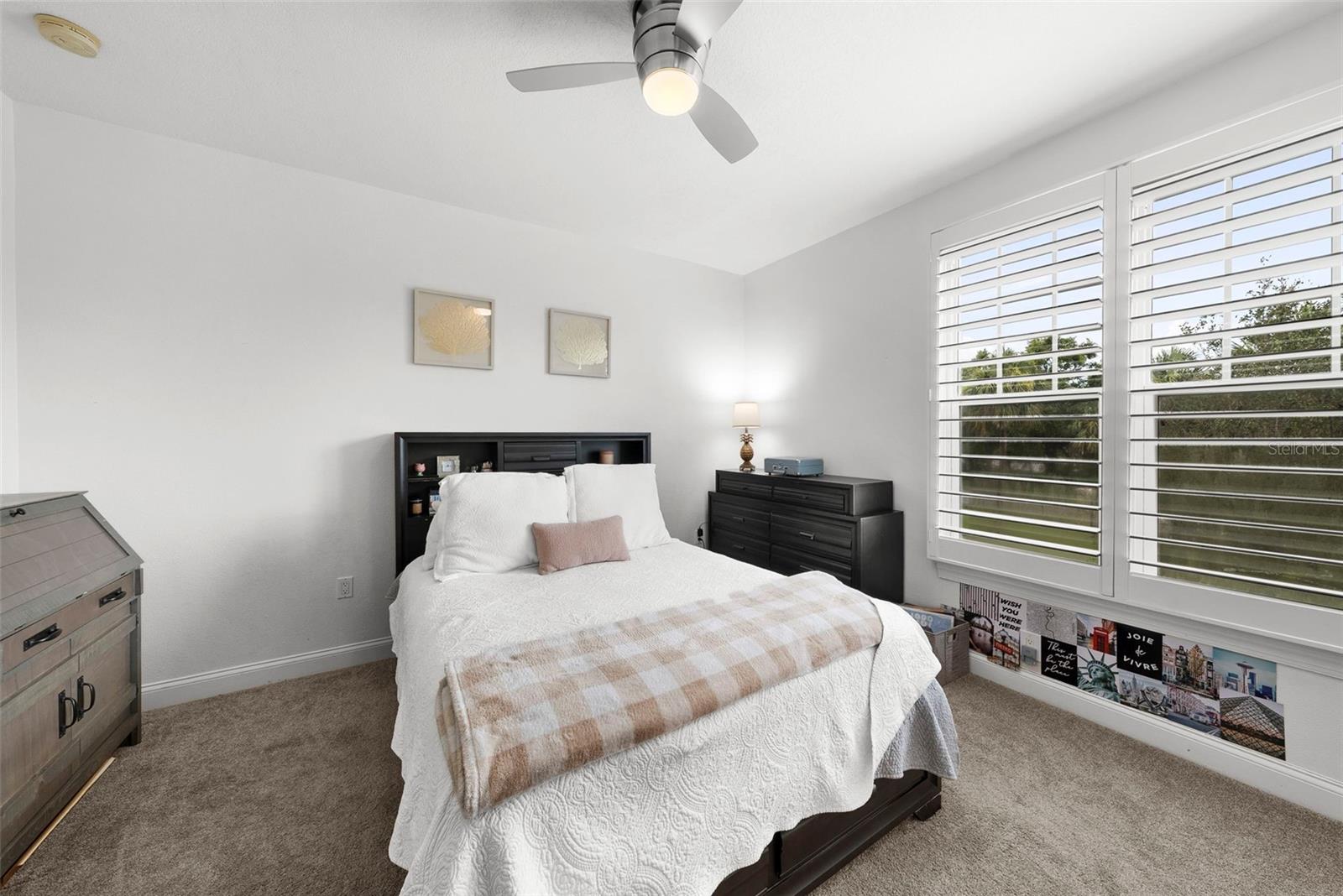 Image 29 of 46 For 6 Academy Way S 221