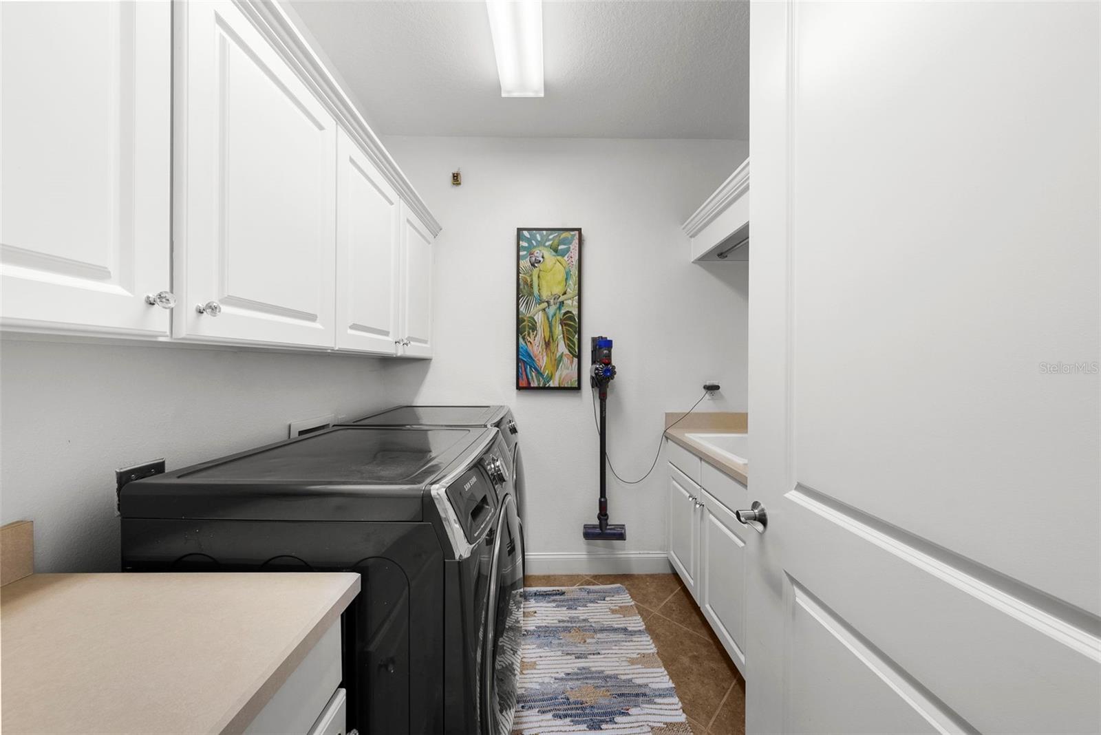 Image 30 of 46 For 6 Academy Way S 221