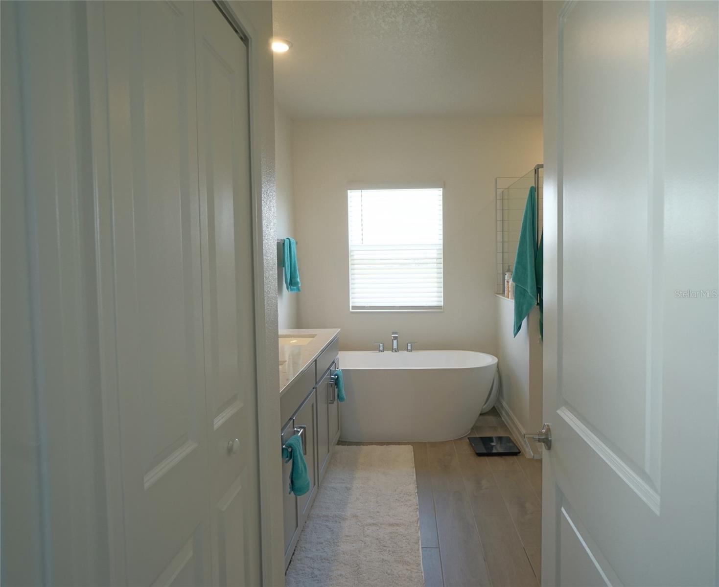 Image 16 of 28 For 12470 Bergstrom Bay Drive
