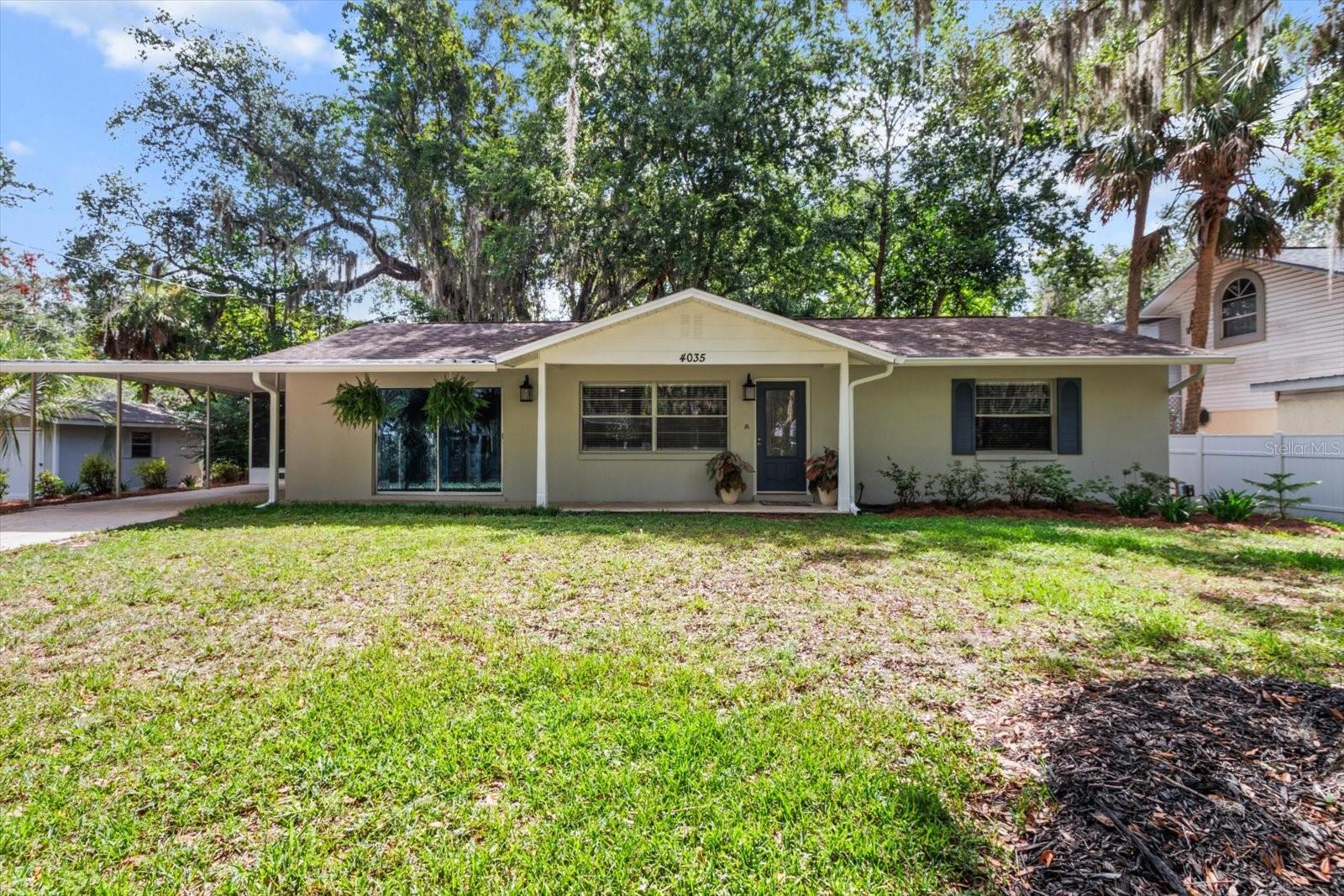 Image 10 of 52 For 4035 Woodland Point