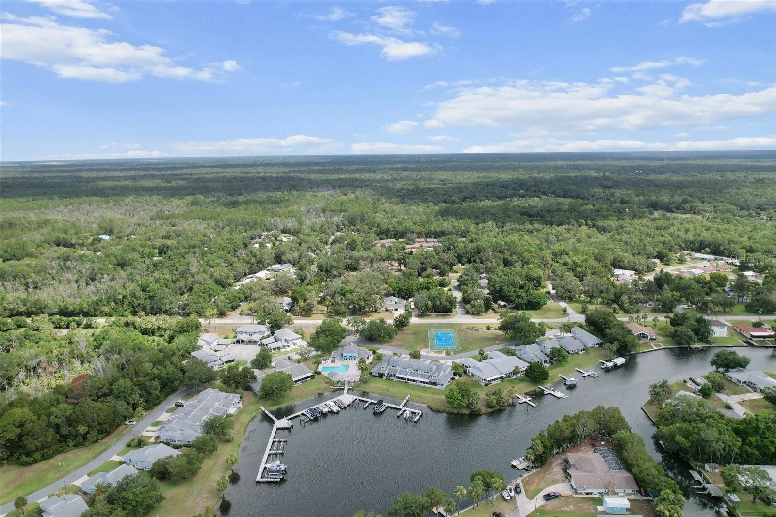 Image 48 of 52 For 4035 Woodland Point