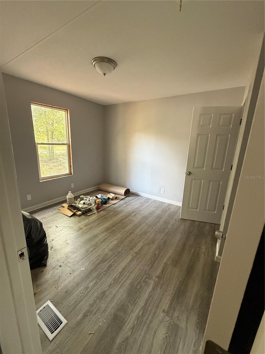 Image 17 of 25 For 9979 158th Lane