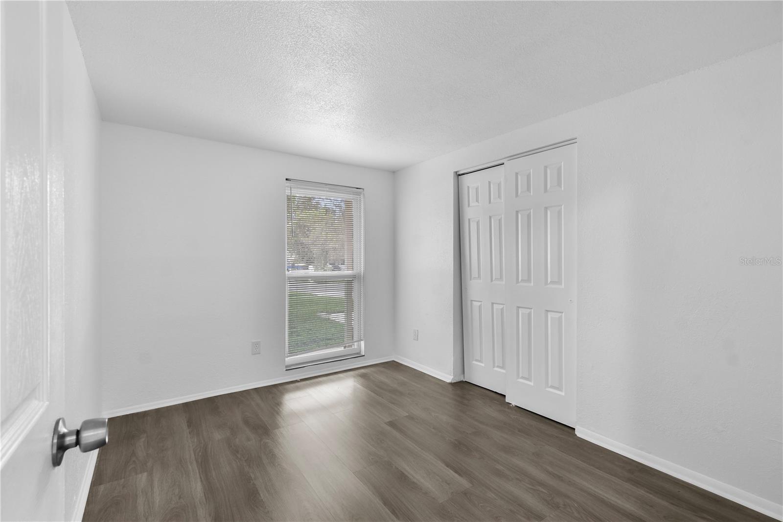 Image 10 of 53 For 1116 Jadewood Avenue