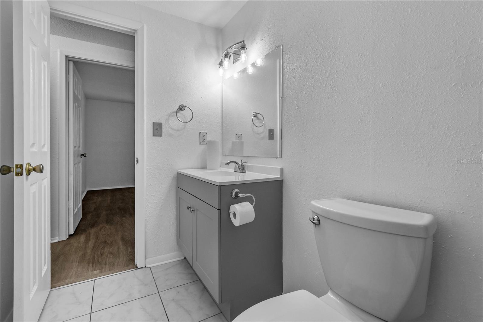 Image 24 of 53 For 1116 Jadewood Avenue