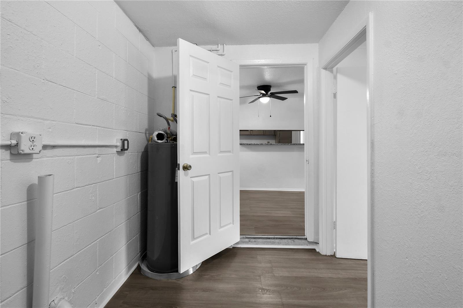 Image 27 of 53 For 1116 Jadewood Avenue