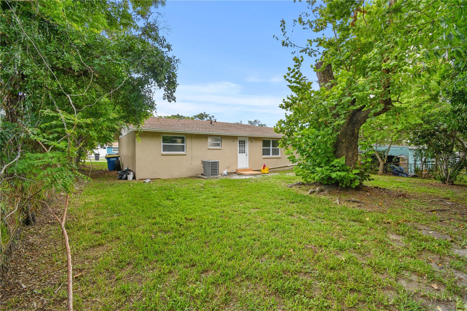 Image 8 of 53 For 1116 Jadewood Avenue