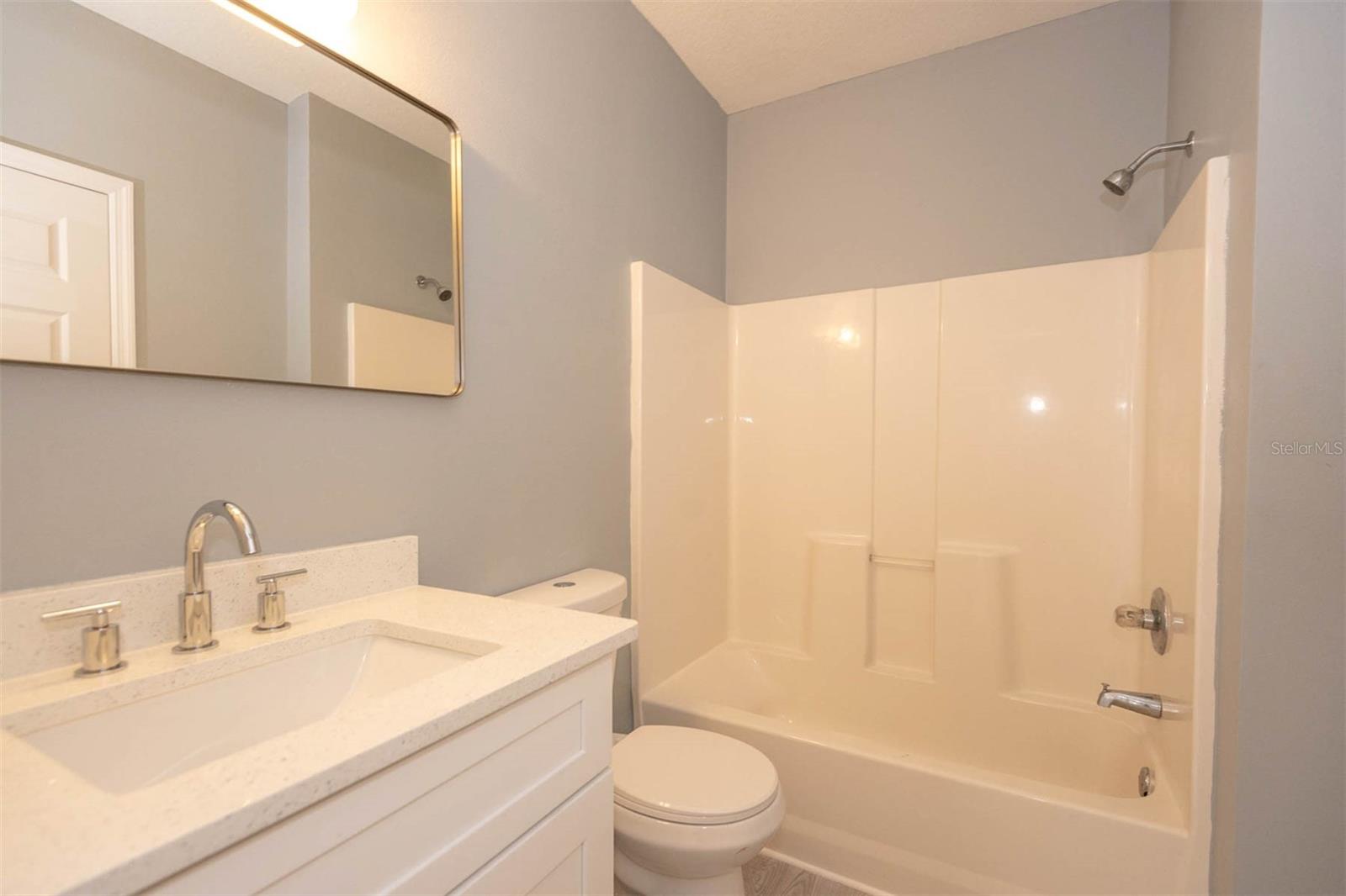 Image 13 of 44 For 946 15th Street 202