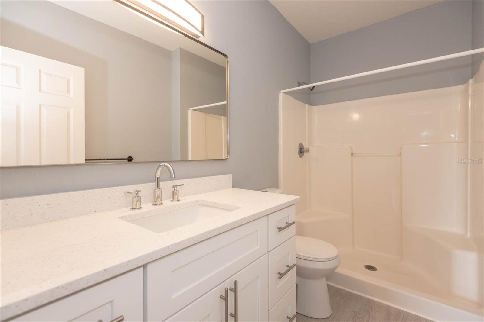 Image 21 of 44 For 946 15th Street 202