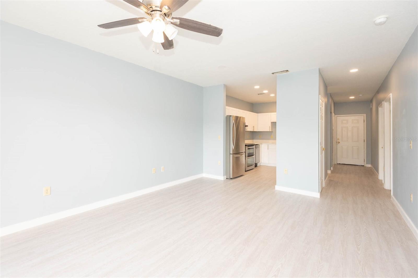 Image 27 of 44 For 946 15th Street 202