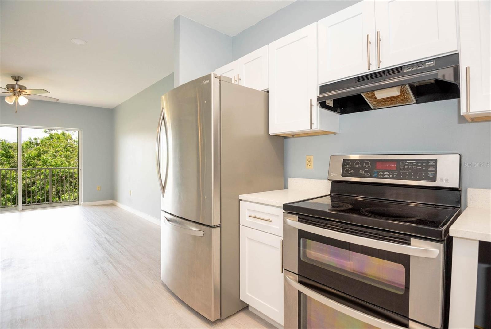 Image 36 of 44 For 946 15th Street 202