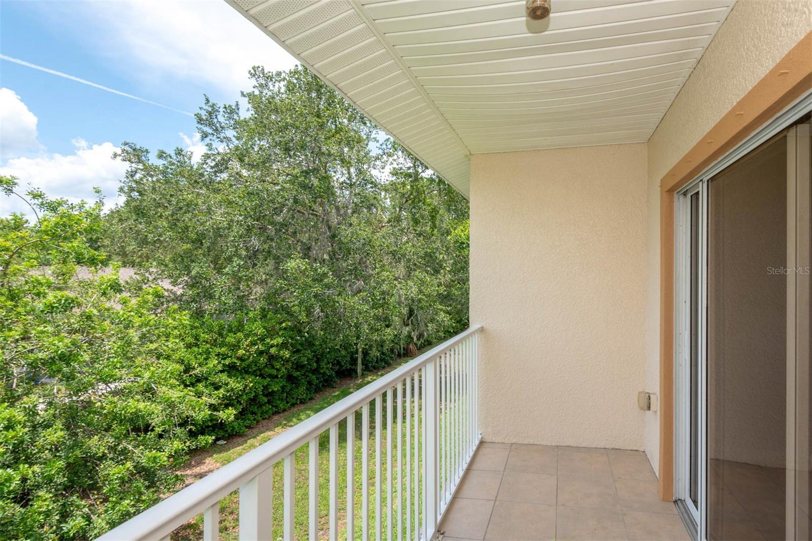 Image 7 of 44 For 946 15th Street 202
