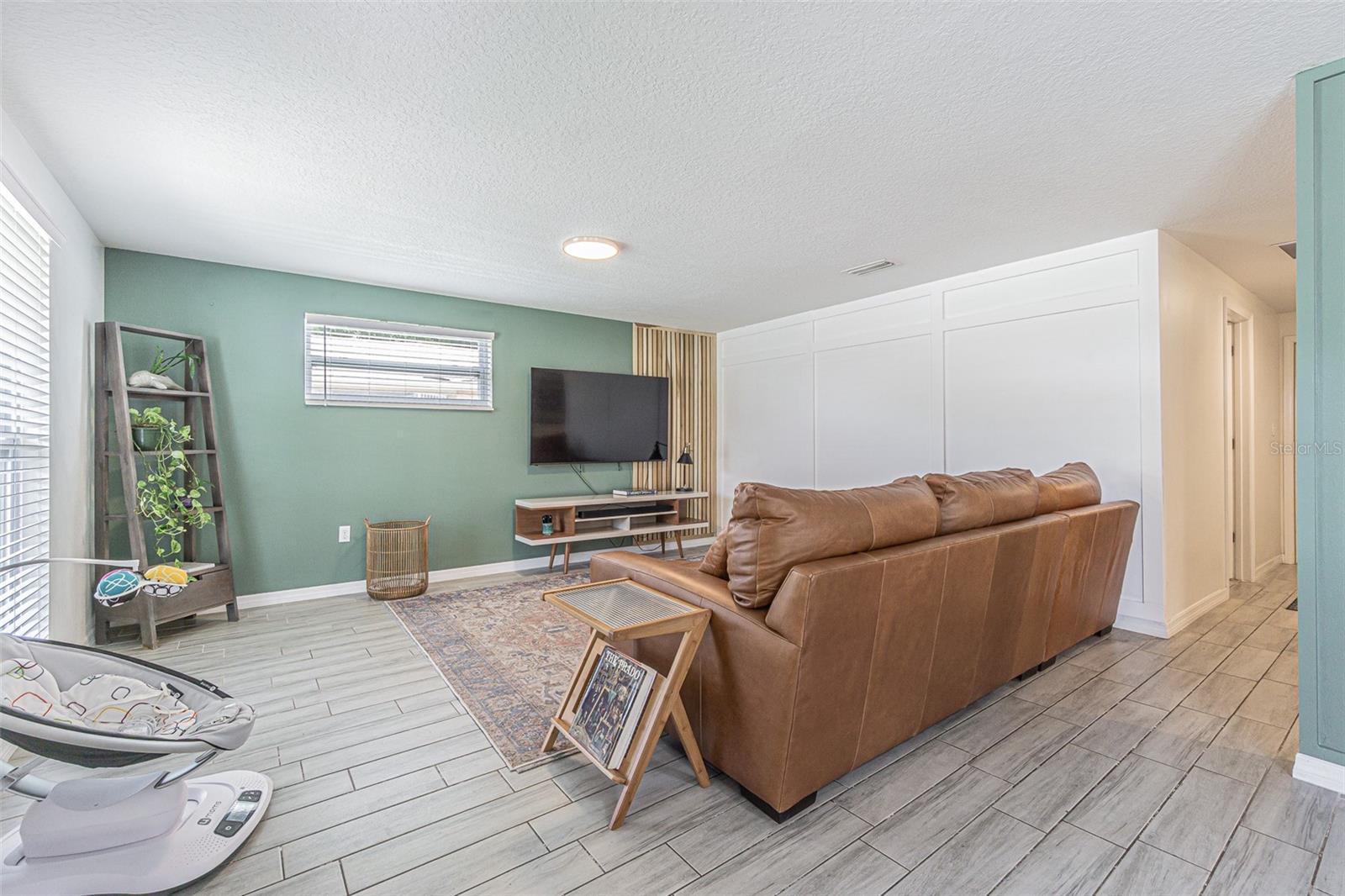 Image 4 of 32 For 4518 Ashmore Drive