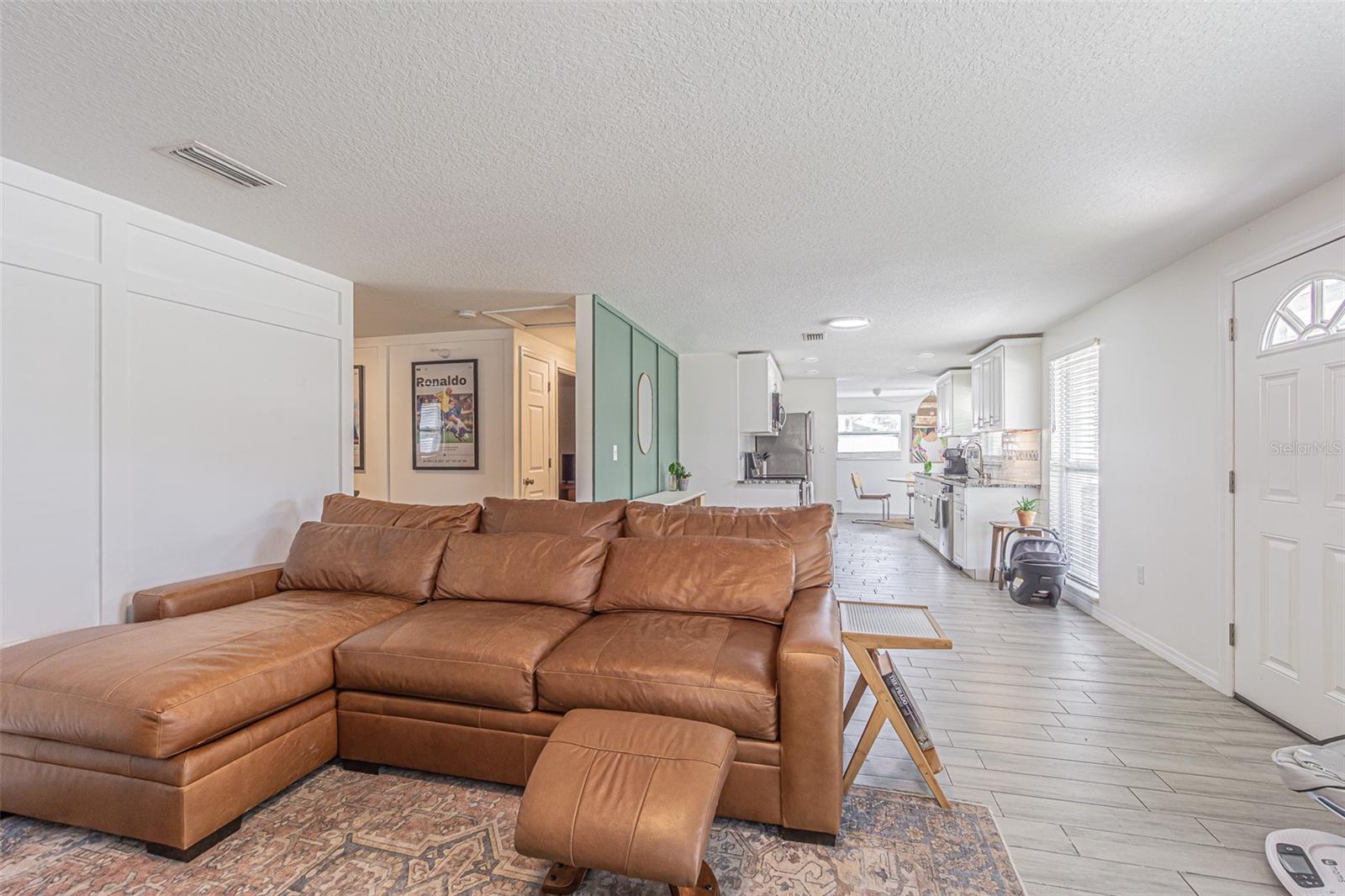 Image 6 of 32 For 4518 Ashmore Drive
