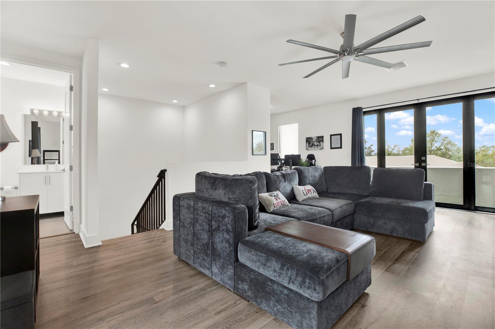 Image 16 of 23 For 8714 Palm Ranches Place