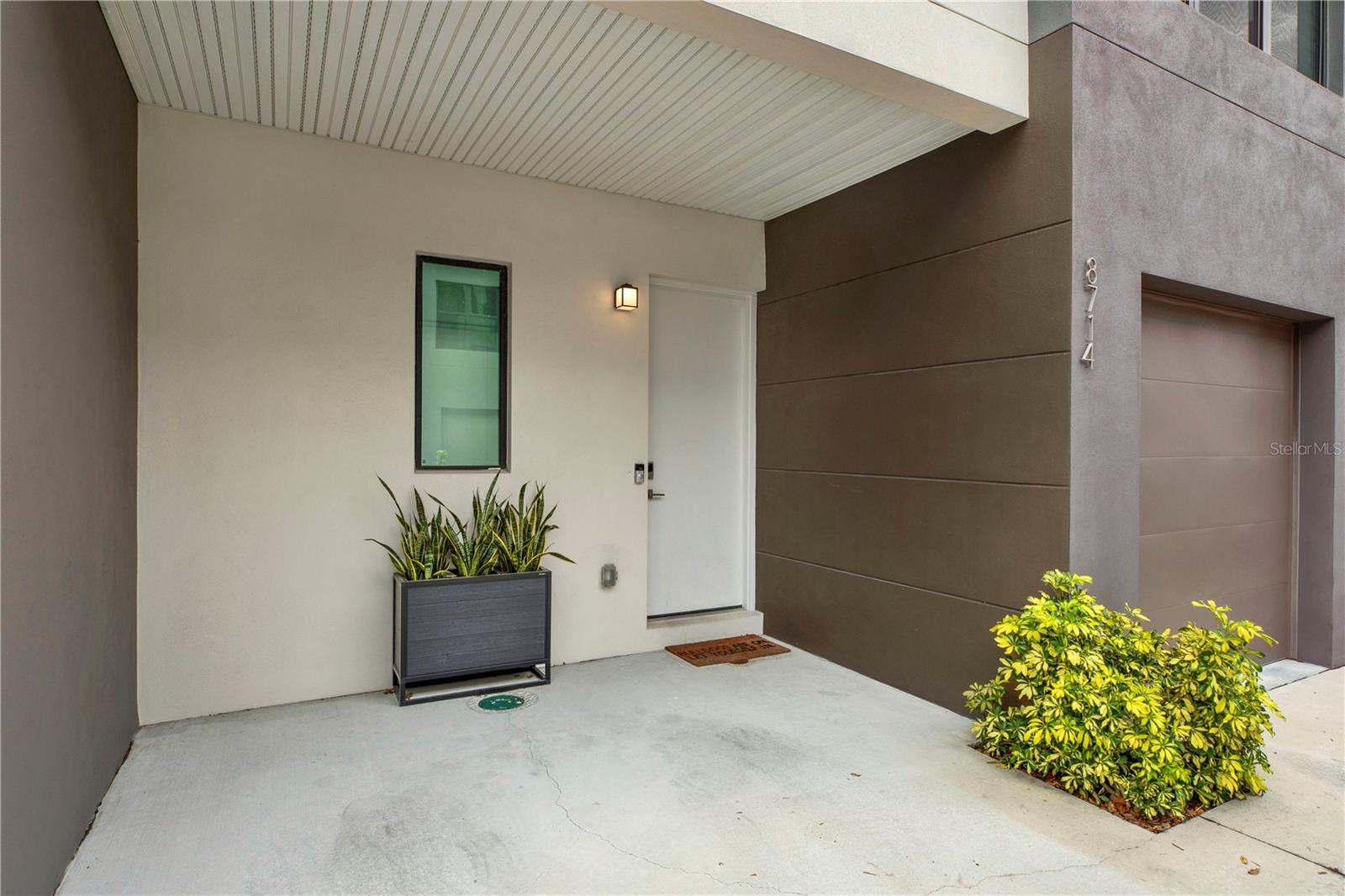 Image 4 of 23 For 8714 Palm Ranches Place