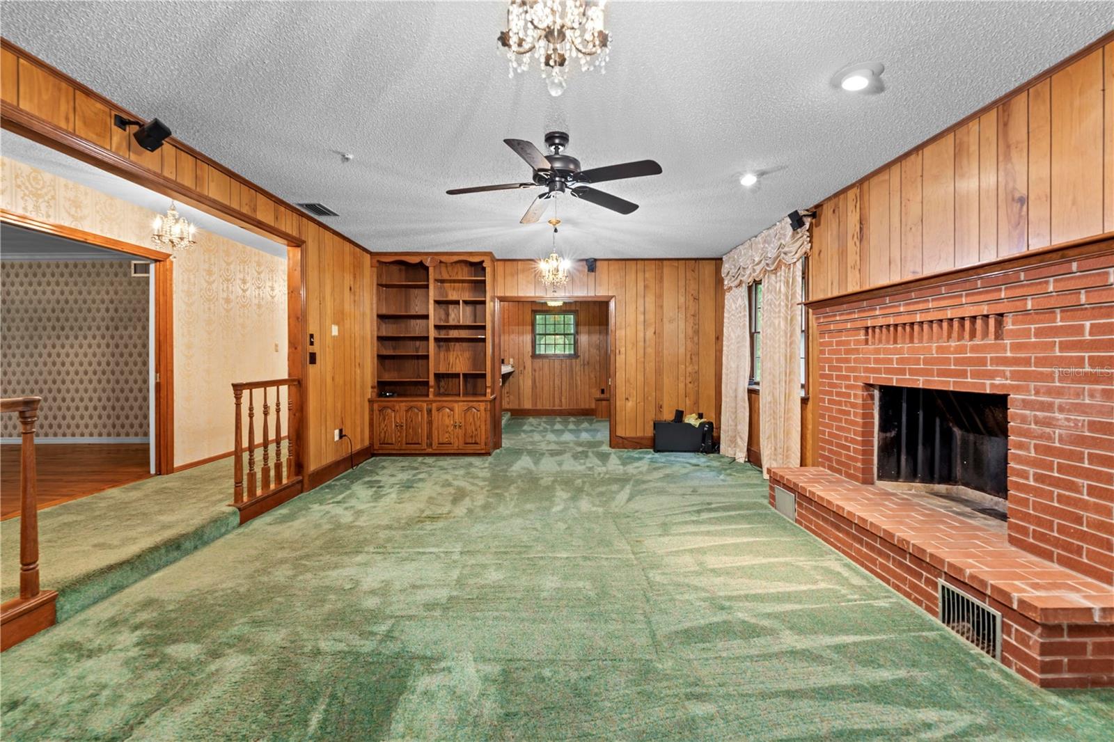 Image 14 of 57 For 11159 Cindy Drive