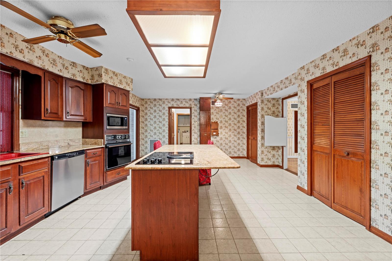 Image 24 of 57 For 11159 Cindy Drive