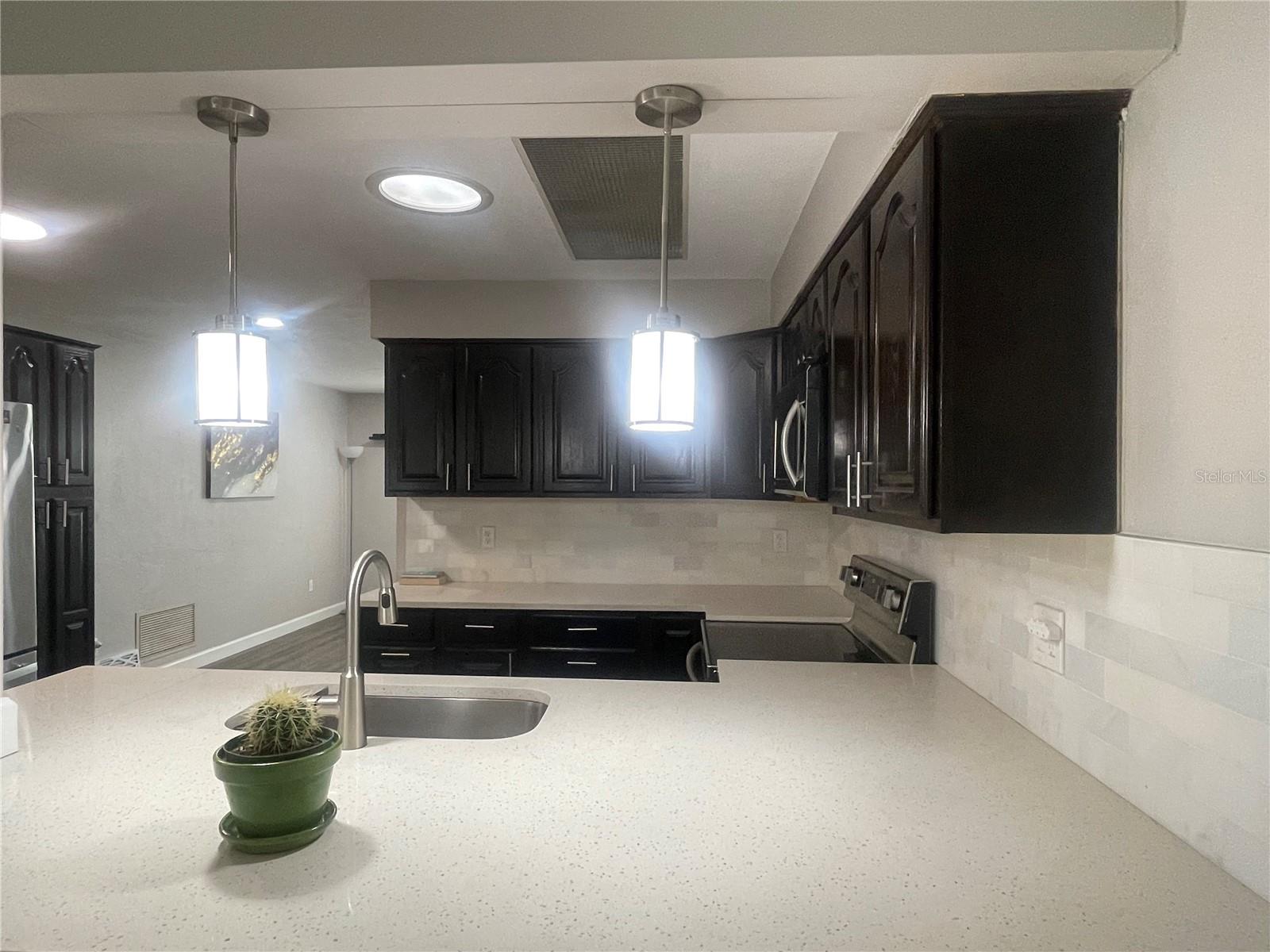 Image 10 of 33 For 3803 43rd Avenue N