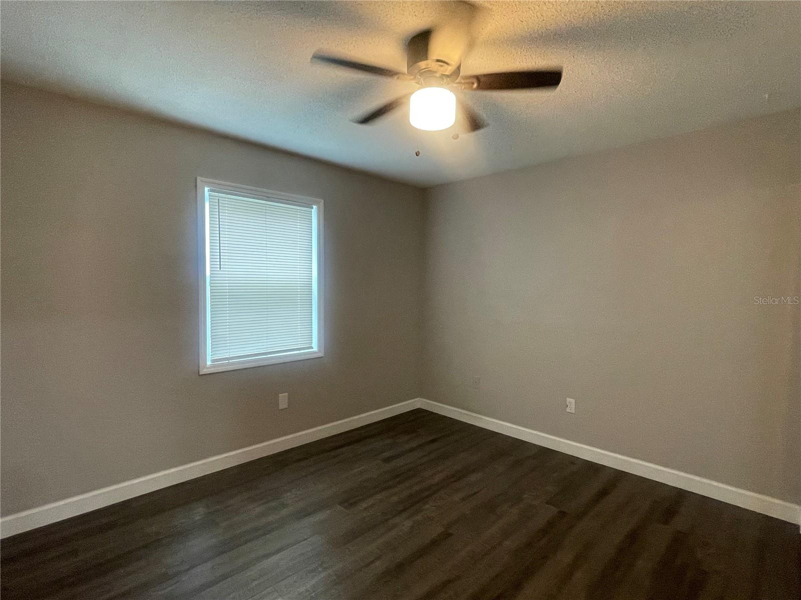 Image 15 of 33 For 3803 43rd Avenue N